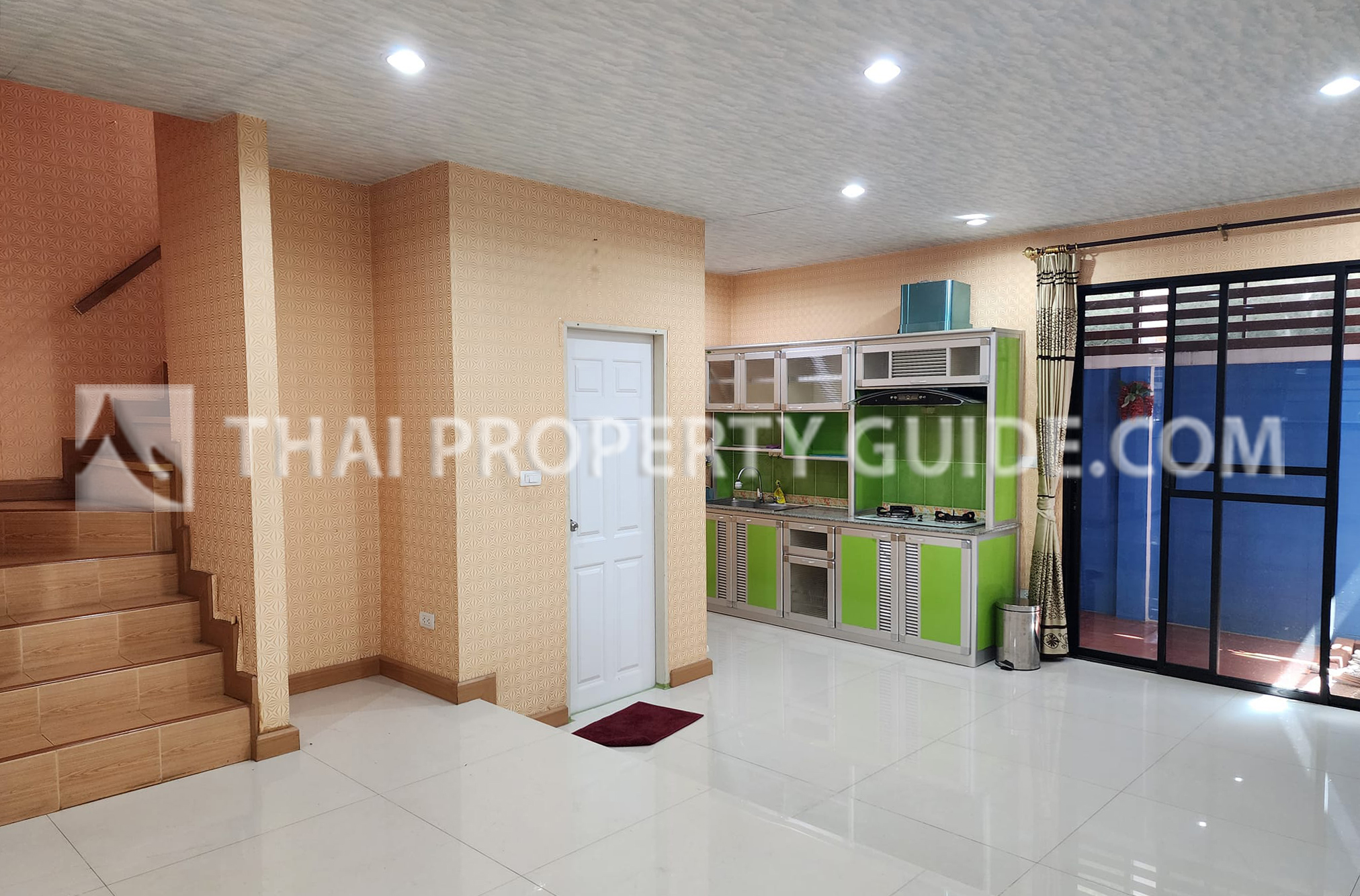 Townhouse in Sukhumvit 